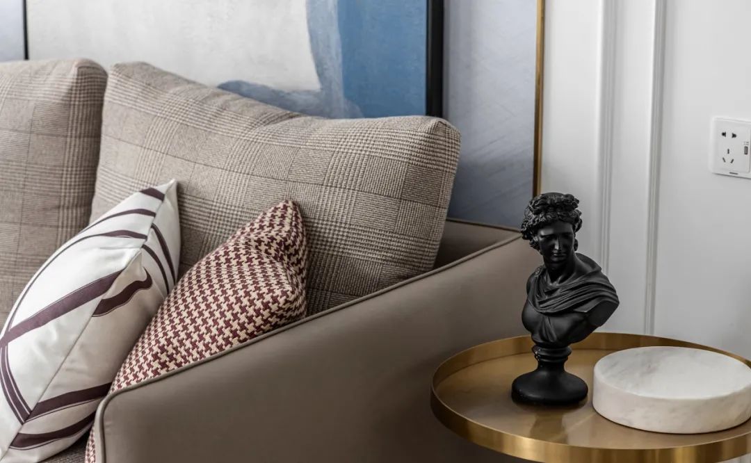 123m2大平层:极致收纳+迂回动线,极简的独居快乐爱了!