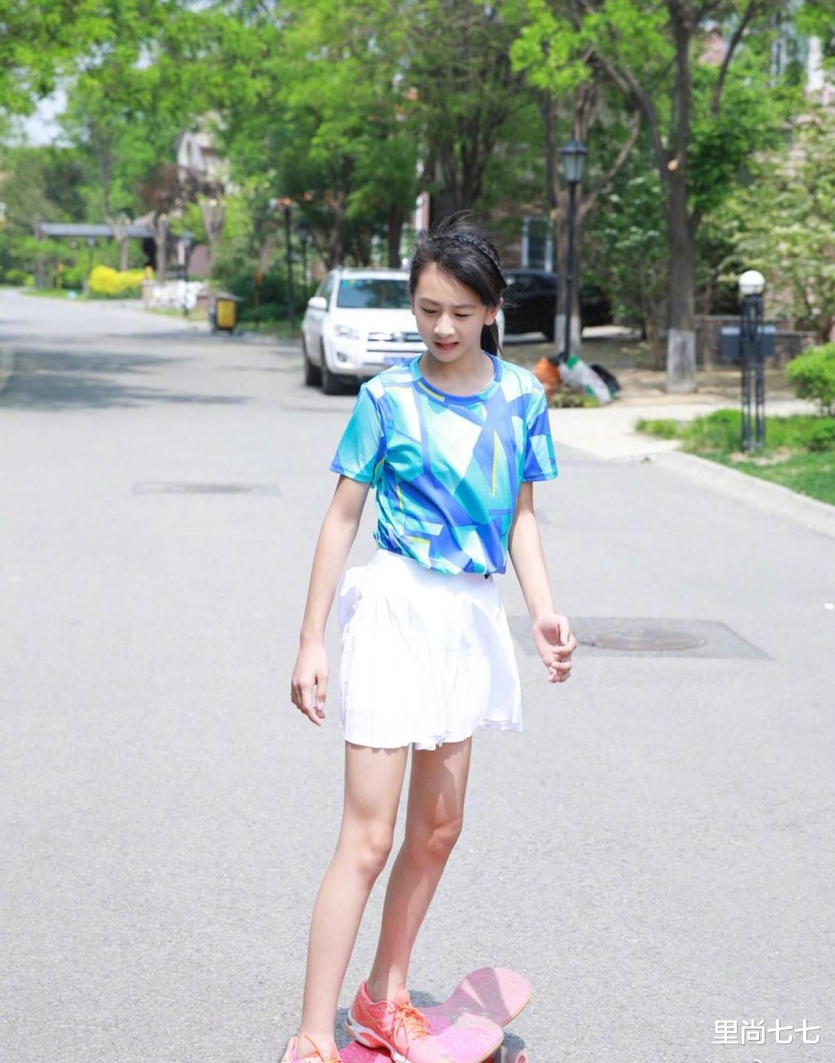 田雨橙|森碟才14岁就练成运动员身材,看着有点壮,但浑身透着健康气息