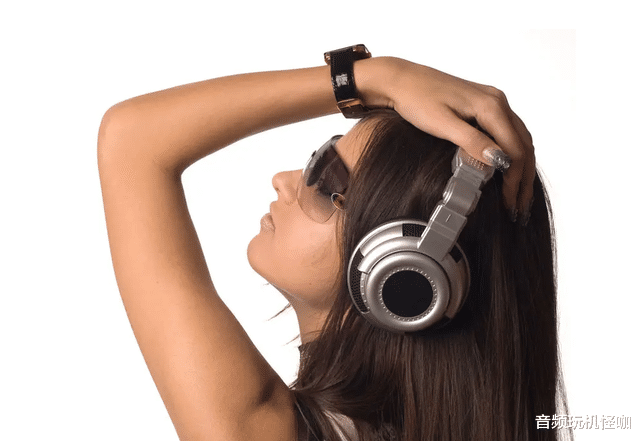 耳机|耳机听歌可是窍门的，并非所有耳机音质都好，掌握原理有助选择