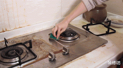 别用小苏打清洁厨房油污了,试试这招,油污哗哗往下掉