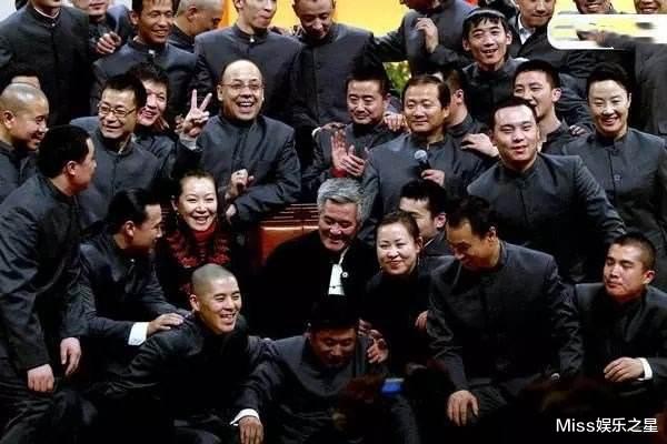 曹颖|大徒弟过世,却依旧照常开工资,赵本山要每个徒弟每年拿出1000块