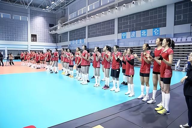 张常宁|新女排将启航，阵容火力不足，蔡斌喊话爱徒回归，张常宁归期未定