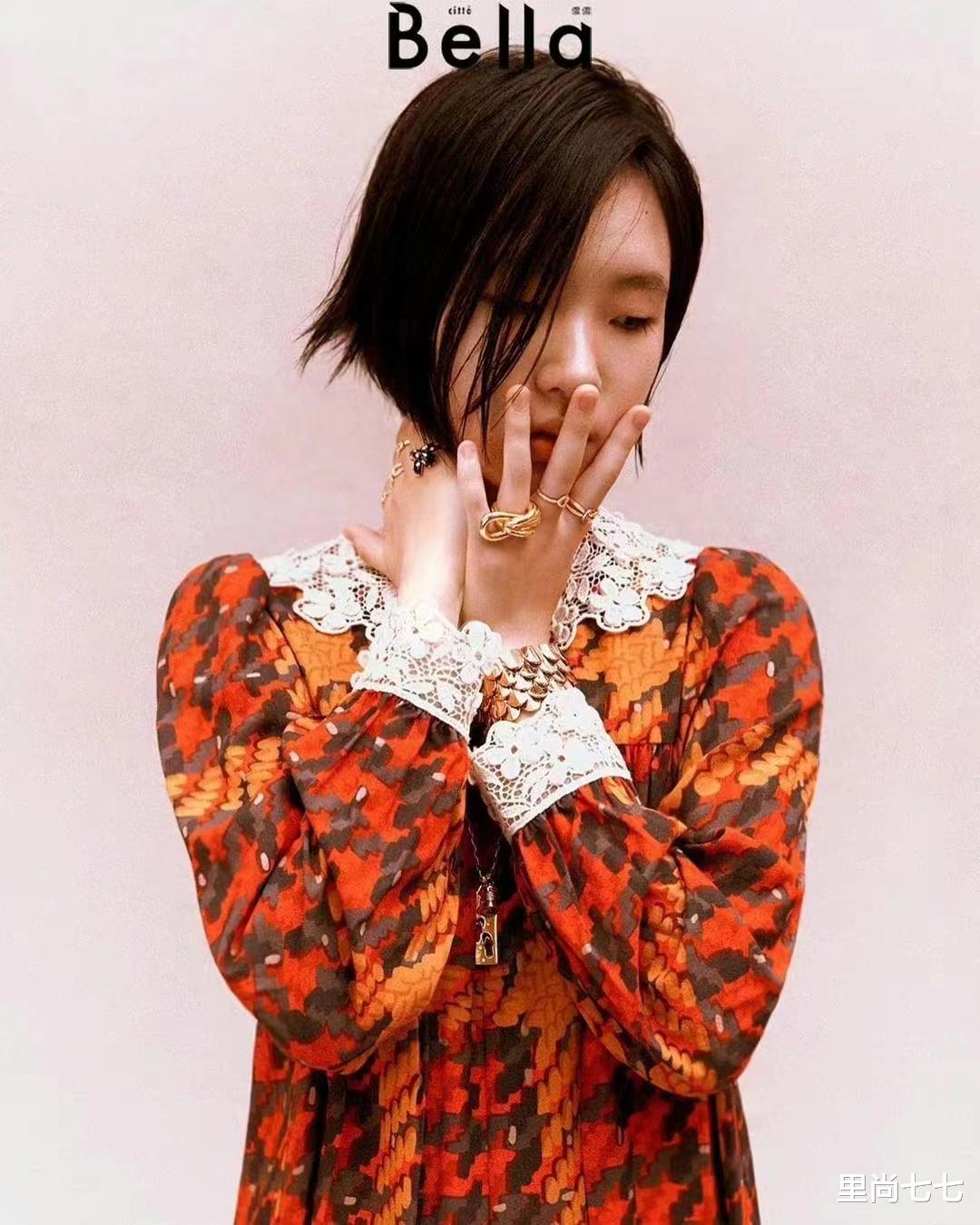 小S 小S大女儿出道后首封，剪短发高调登金九，没二女儿漂亮但挺高级