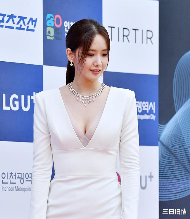 杨紫|7.19美图：杨幂 王嘉尔 杨颖 张艺兴 檀健次 虞书欣 鞠婧祎 谭松韵 杨紫