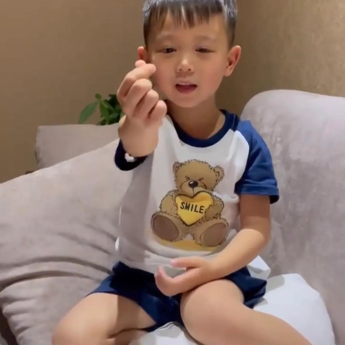 胡杏儿|胡杏儿老公晒庆生照，获4岁大儿子唱歌送祝福，可爱歌声萌化人心