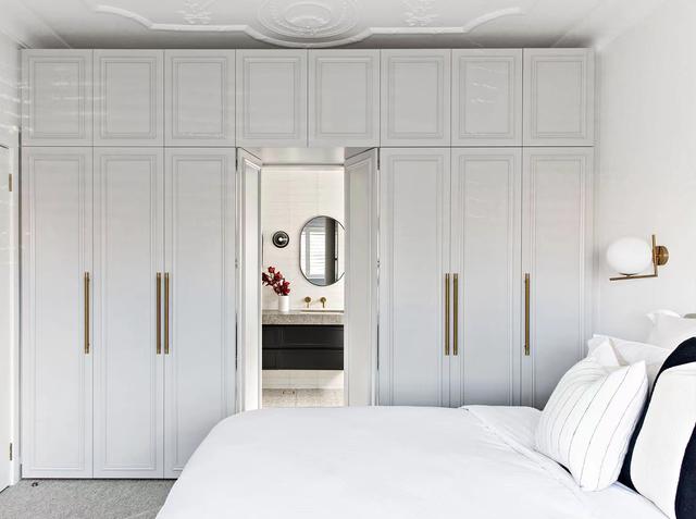 大平房现代风,浅色原木色,藤编黄铜元素,简约到极致便是高级