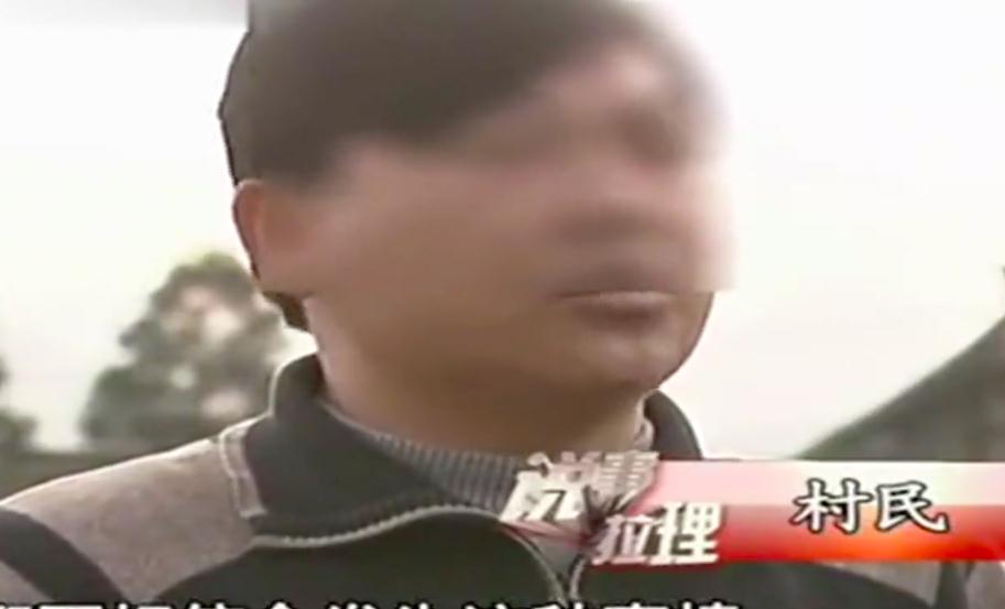 2010年黄狗叼来一只断手,扯出亲哥杀弟案,亲哥:他敢睡我媳妇杀