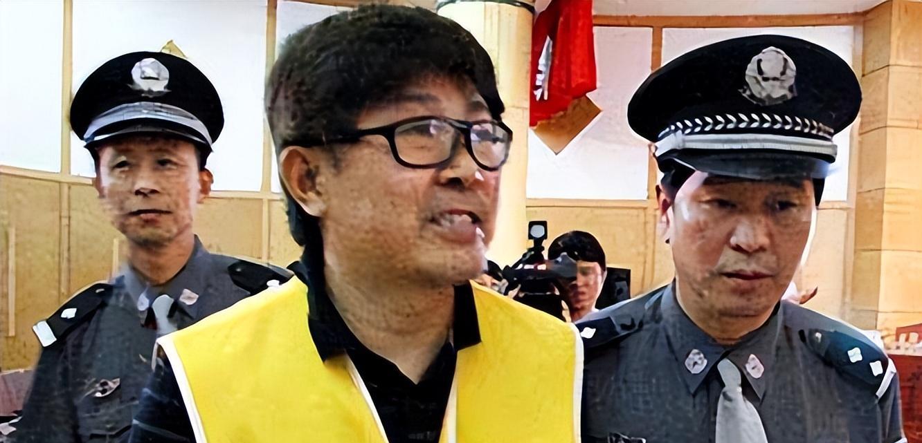 2006年,安徽省副市长落马,贪财好色胡作非为,情妇还有编号