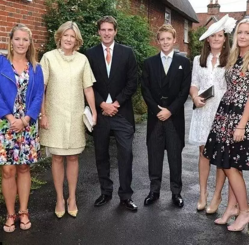 王思聪|身价千亿被评“国民老公”,却因太有钱被女友分手?网友:翻版王思聪?辱他了