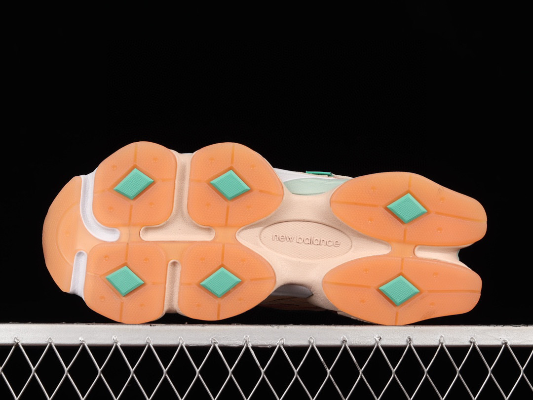 Joe Freshgoods x New Balance NB9060 联名款 复古休闲运动慢跑鞋