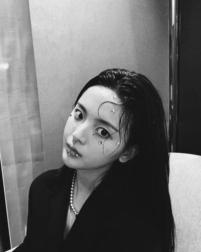 杨超越|老天赏饭吃的漂亮脸蛋,还这么人间清醒!杨超越好像把我骂醒了