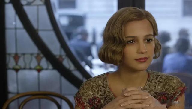 伊娃|“砍妹”维坎德牺牲最大的两部电影