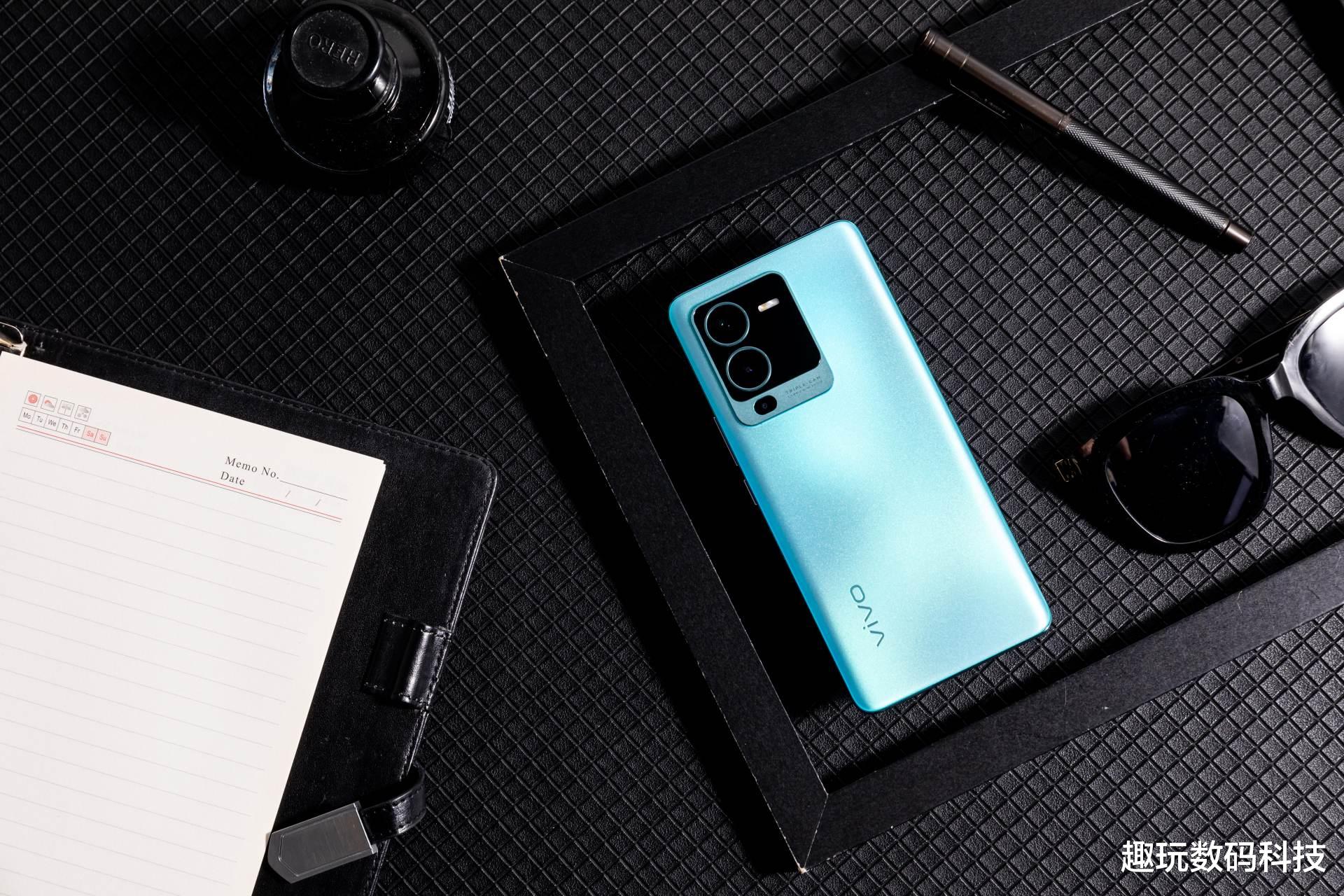 vivo s15|vivo S15 Pro蜕变为全能型旗舰，实测全方面表现都很亮眼