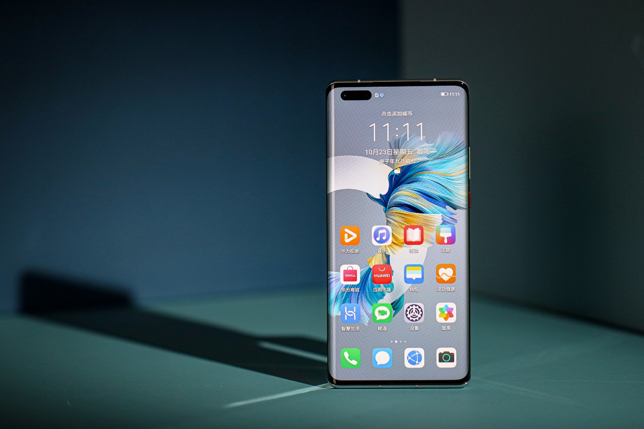 华为鸿蒙系统|华为mate40 Pro直降500元还有现货,仅两天时间,鸿蒙OS+麒麟芯片