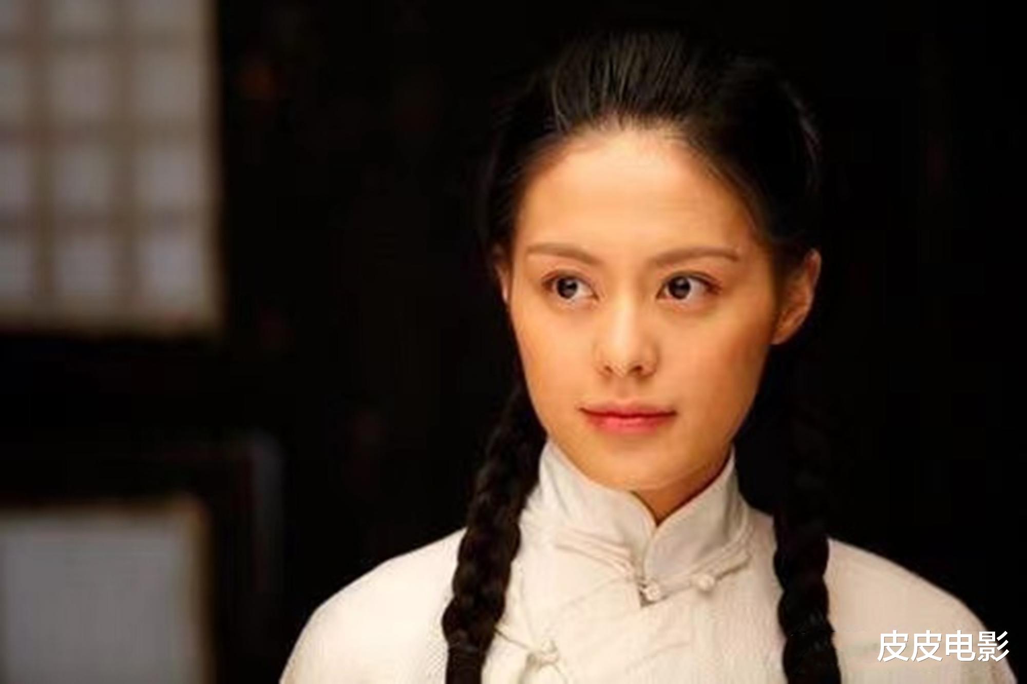 杨蓉|有颜值,有身材,又有金主,却死活捧不红,这20位女星成名太玄学