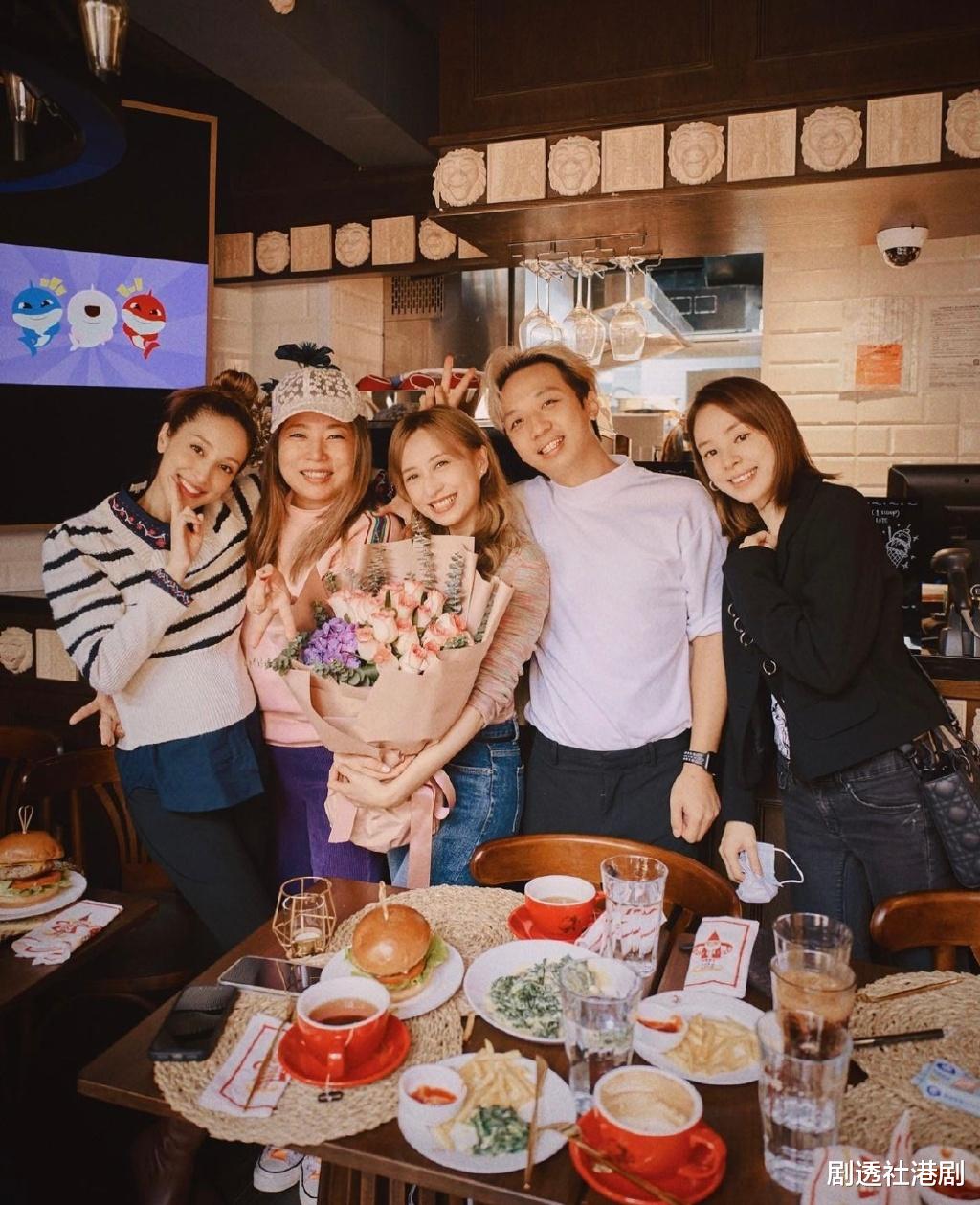 TVB|无视争奖是非,TVB花旦过33岁生日,好闺蜜挺巨肚带两个儿子参加