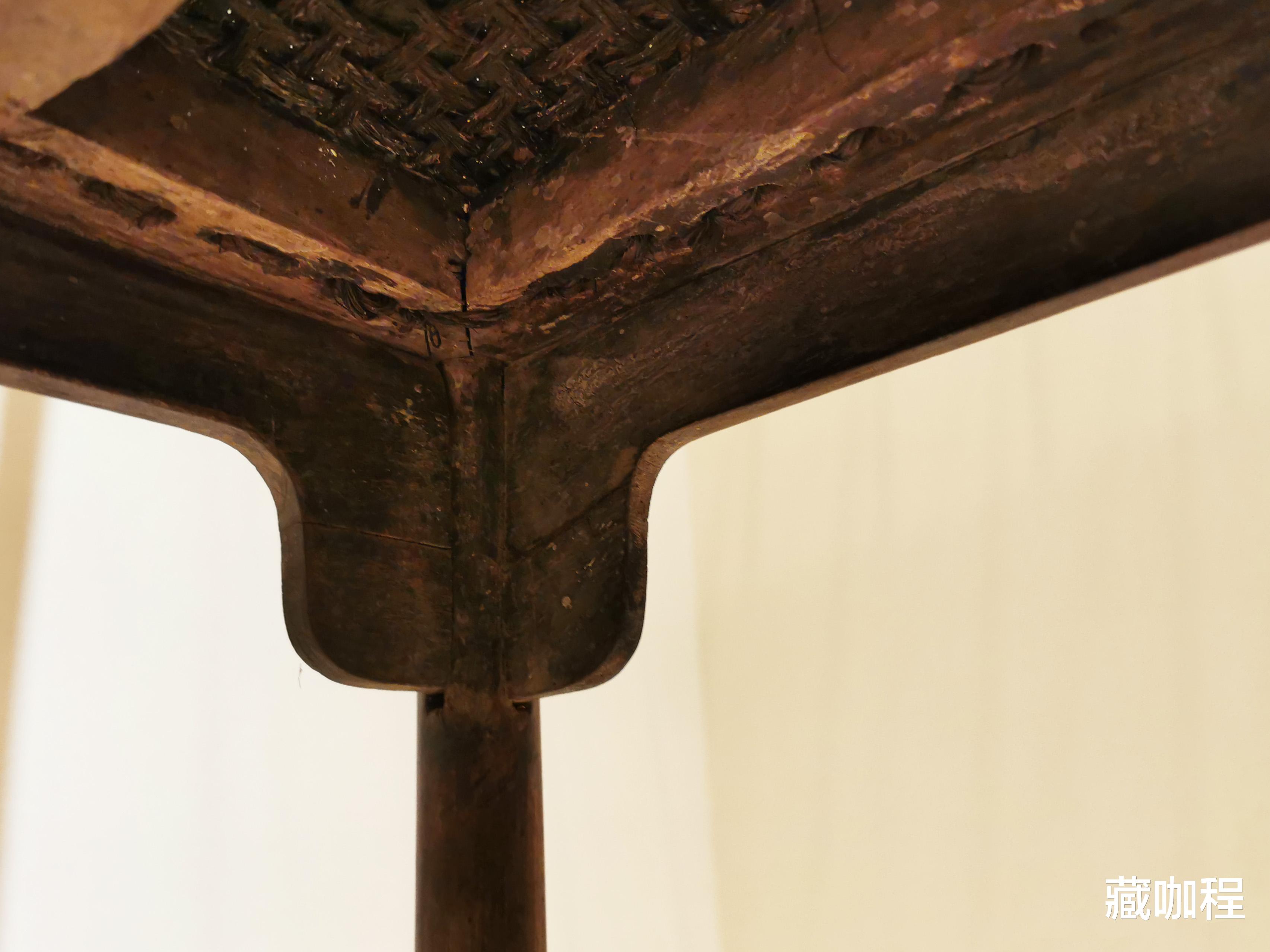 |估价两百万,清黄花梨四出头单椅未成交