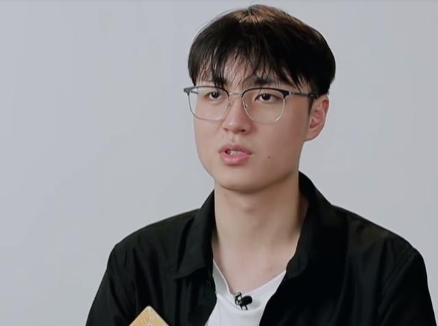 汪涵|汪涵何炅力挺,《100道光芒》持续热播,这才是当下最需要的综艺