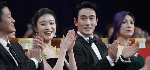 倪妮|从倪妮在现场的反应，便知：朱一龙的影帝势在必得