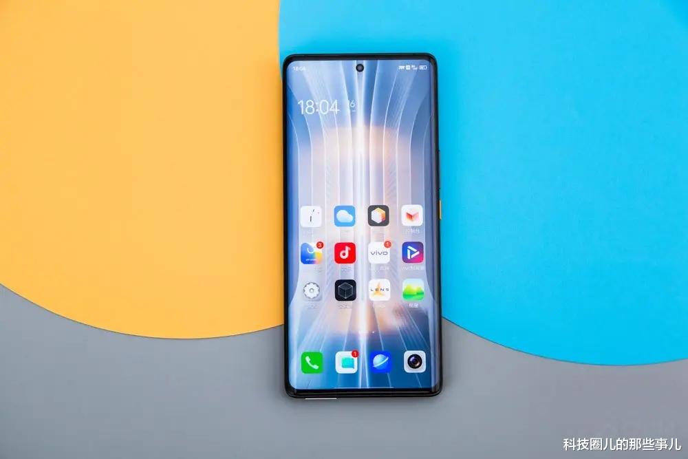 C++|2022年几乎“零差评”的4款手机，中、高、低三档推荐，闭眼入手