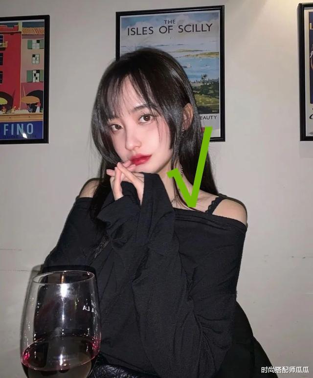 被赵丽颖的“公主切”圈粉了,减龄还显脸小,从辣妈变辣妹!