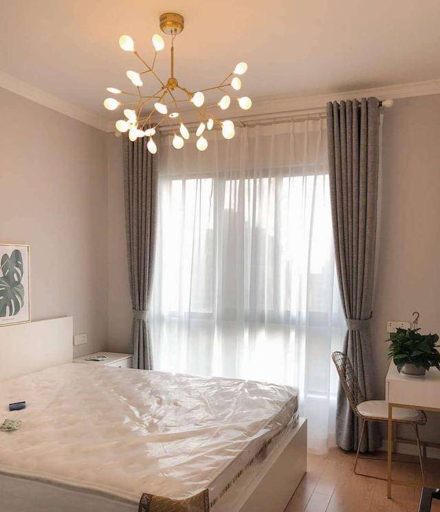 越来越多人挂窗帘不用罗马杆,现在流行装这种,美观又方便!