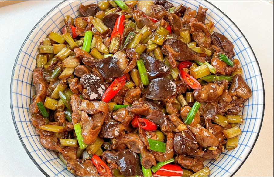 冬季，湖北人最爱吃这菜，好吃不贵，酸辣开胃，天天吃不会腻