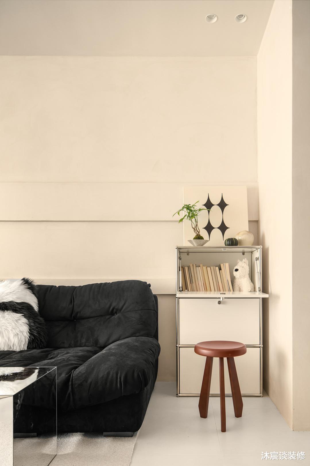 他花35万装好90㎡独居空间,用微水泥+奶油色,室内尽显温柔高级
