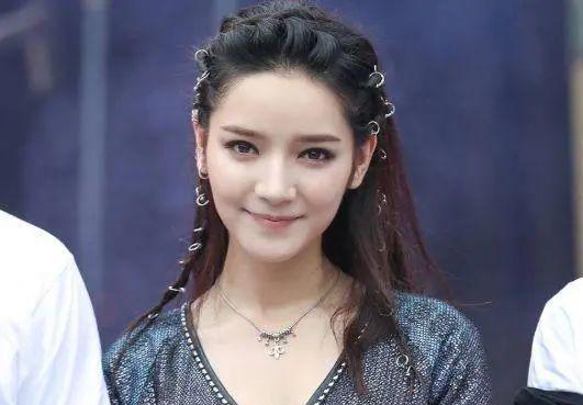 魏大勋|“靠吸旗下艺人血赚钱”！她才是内娱最大女魔头？