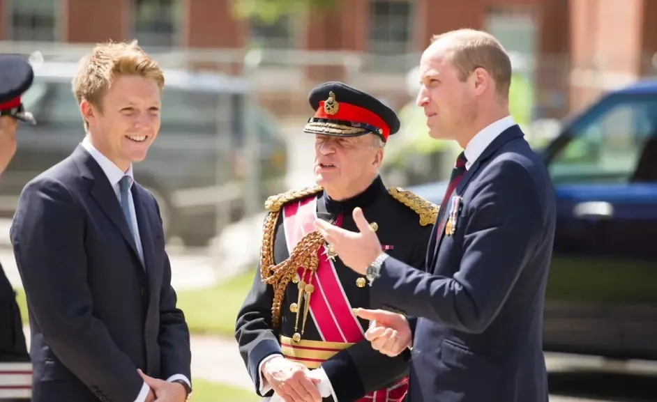 王思聪|身价千亿被评“国民老公”,却因太有钱被女友分手?网友:翻版王思聪?辱他了