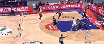 广东男篮|泪目！比赛的主角不是胜者！广东以最壮烈、最可敬的方式倒下！