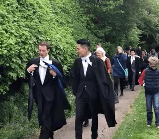 表情包|31岁无臂男神刷屏:当状元、上剑桥、一身肌肉……背后故事感动人心