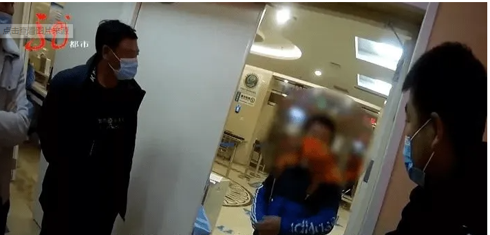 河北保定,一男子与三位朋友聚餐,后回宾馆休息时突发不适