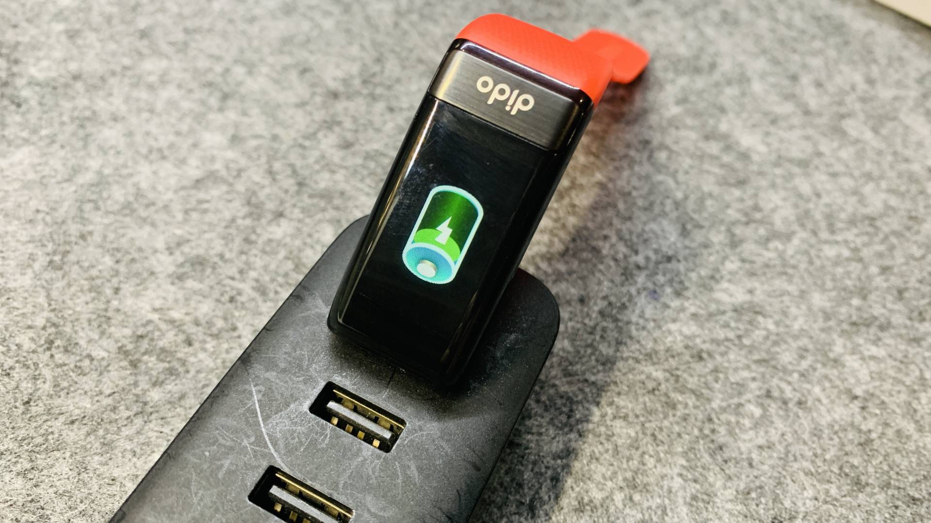 智能手环|今年618,入手Y1血压心电智能手环送爸妈