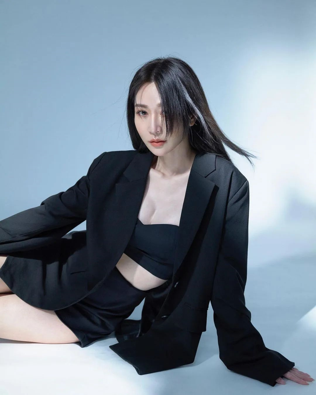 曾莞婷|曾莞婷,40岁至今单身未婚的她,美出新高度