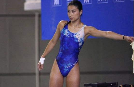 郭晶晶|郭晶晶退役11年重返跳台，再现水花消失术，丝毫不输全红婵