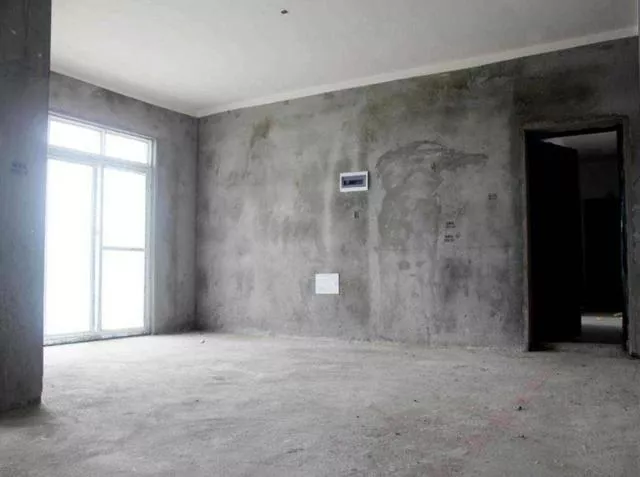 新交的毛坯房不要着急就装修，多年经验工头告诉你，放一放没坏处