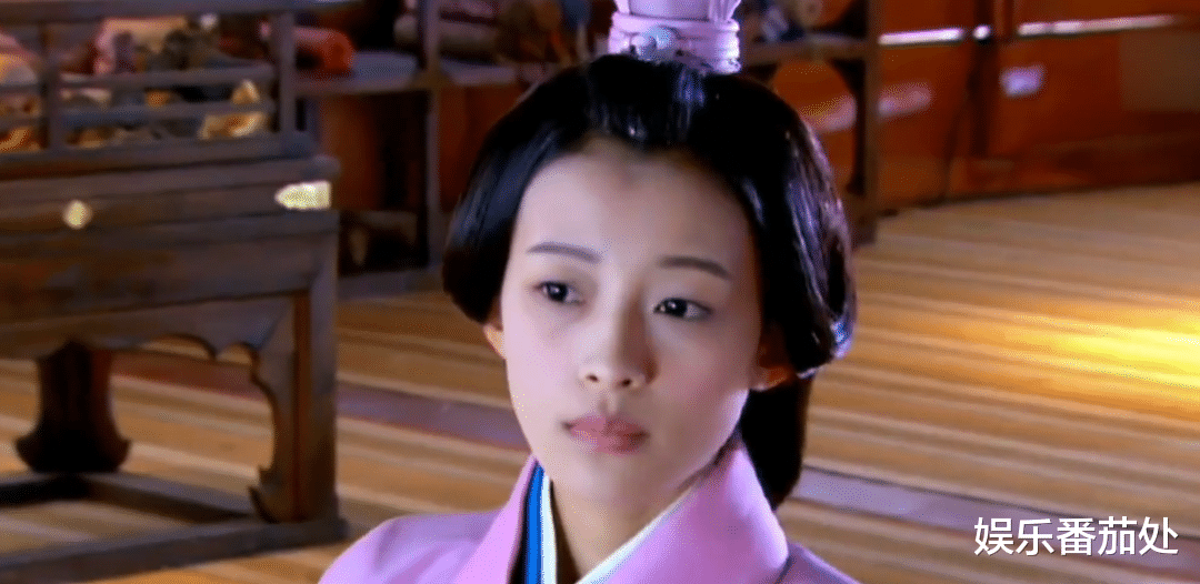 张婧仪|长得一般就说自己的“钝感美人”,内娱是懂营销的