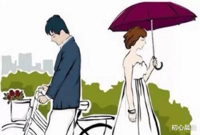 男子外出洗脚被妻儿逮着,怕丢脸当街暴打妻子,路人围观反被儿子打进医院!
