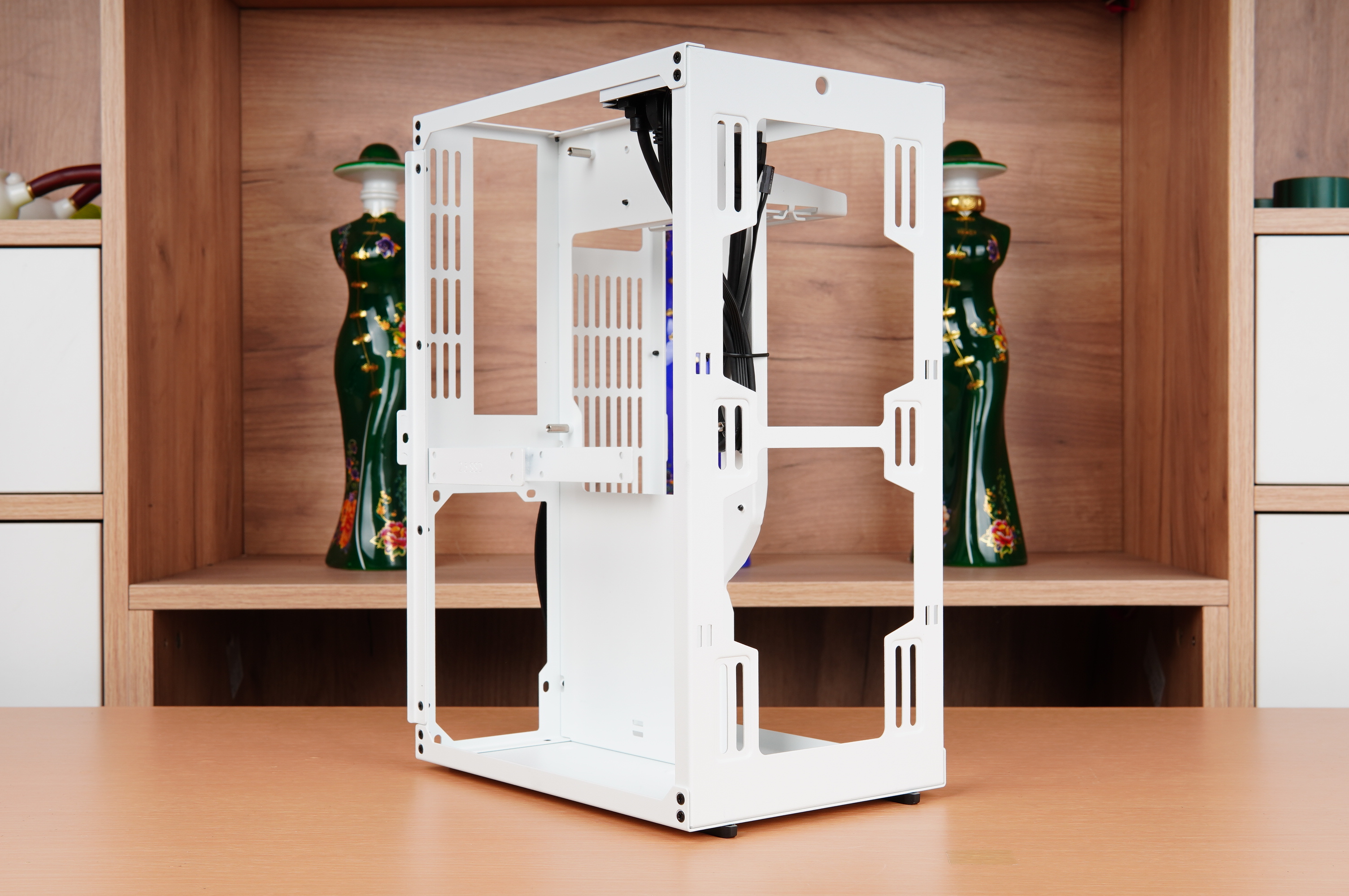 VR|非常像某种家里角落常见的箩筐，乔思伯VR3装机实测