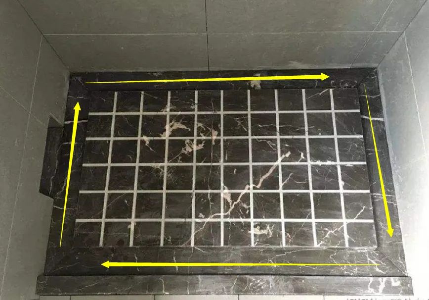 卫生间还做斜坡?做个拉槽四边走水,排水快不堵塞,好处太多