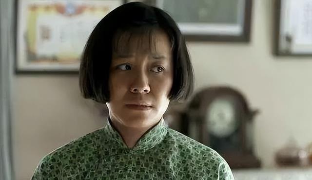 父母爱情|《父母爱情》中,老丁恋爱两次失败,选择德华是男性的渴望决定的