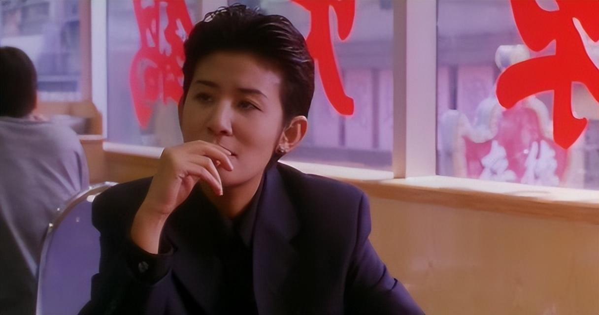 徐峥|不领证,分房睡,吃喝拉撒全AA,这样的婚姻,他们图的啥?