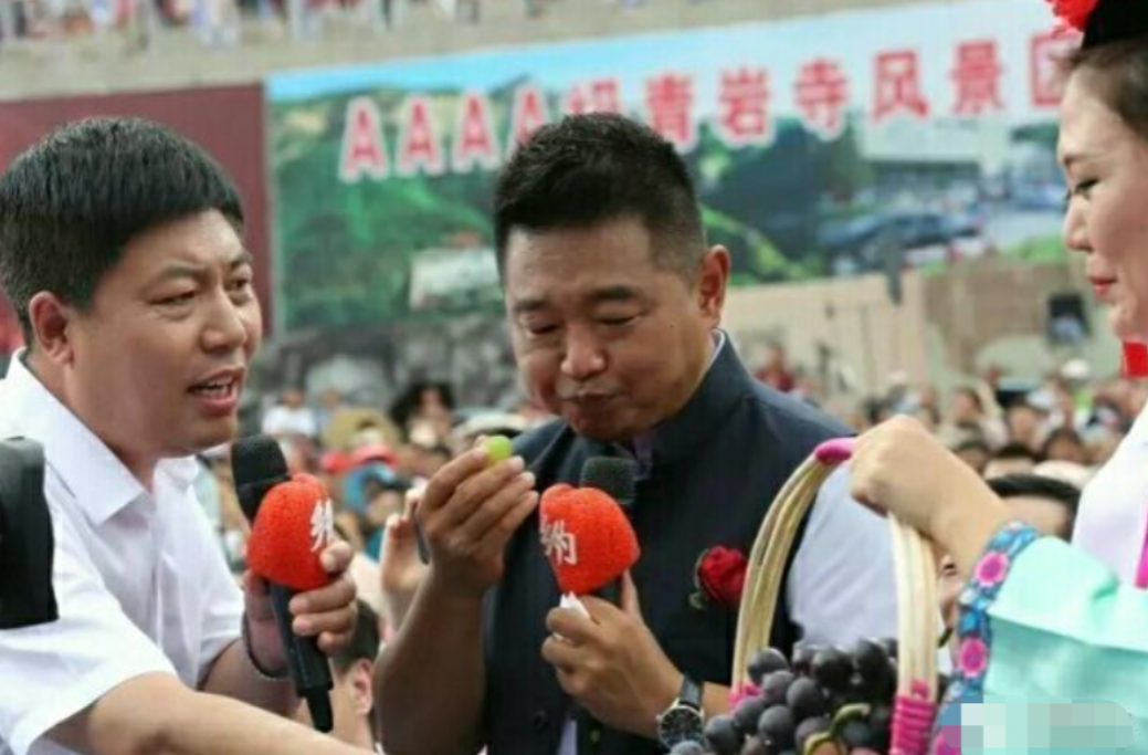 主持人|主持人肖东坡:一婚娶校花妻子被嫌弃,后与女商人55天闪婚获幸福