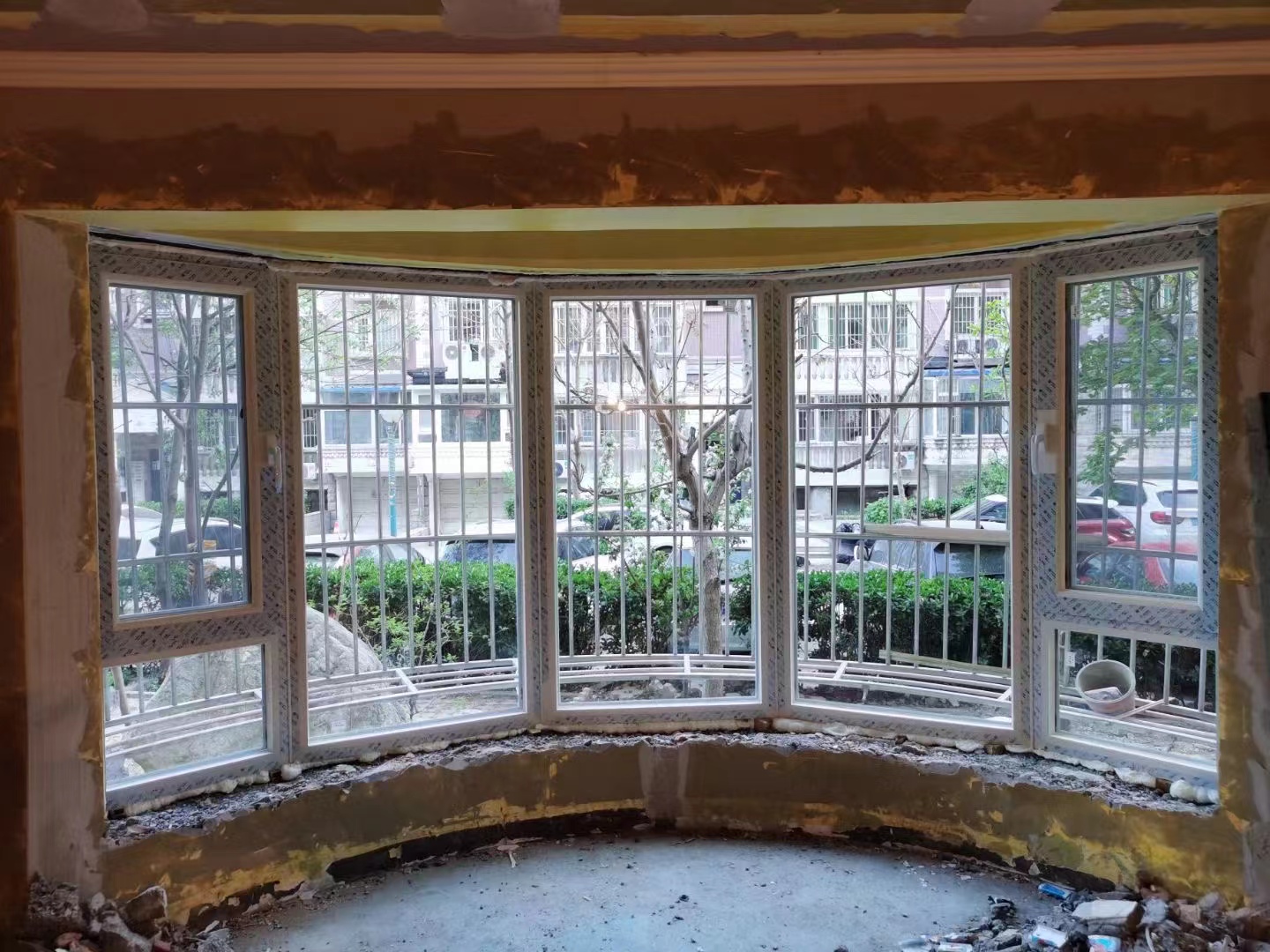 我们来看看铝合金门窗的优点都有哪些吧!