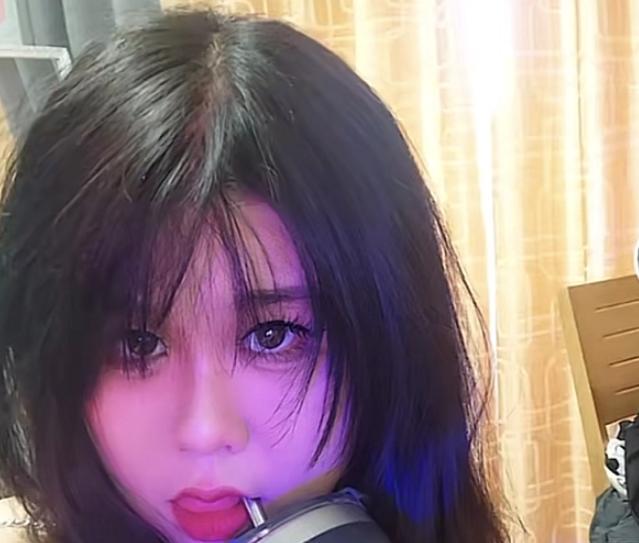 “为爱冲锋”的竟是我?男女主和好开始带货,网友吐槽好像被耍了
