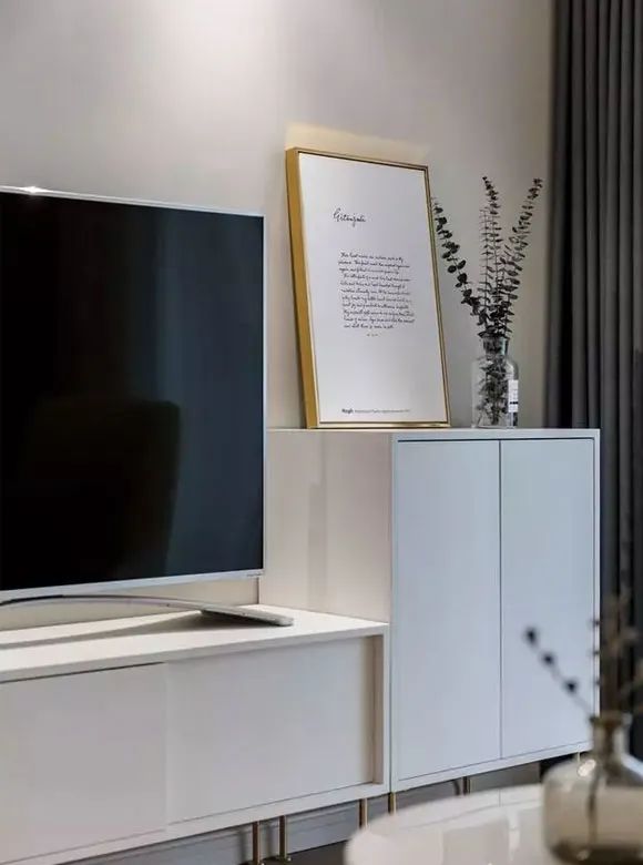 60㎡也能玩转轻奢风,小户型装修值得学习,格调简约上档次