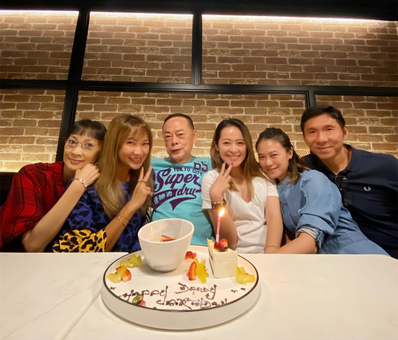 罗乐林|十年情断！罗乐林幼女与二婚老公宣布离婚，否认男方在内地已安家