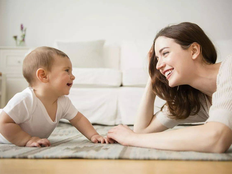 衬衫|宝宝平时都是由奶奶带的，不和妈妈亲，怎么办？