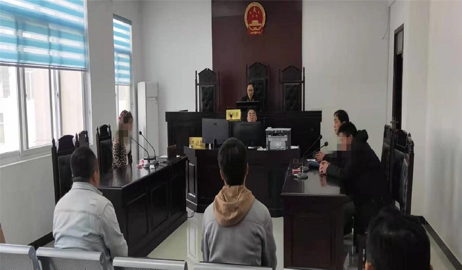 案例:妻子怀孕7个月生子,丈夫进卧室需付费,丈夫:替人养10年